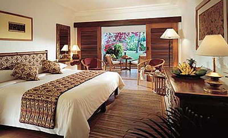 Ananda Beach Hotel Bali Exterior photo